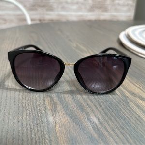 Kenneth Cole black sunglasses.